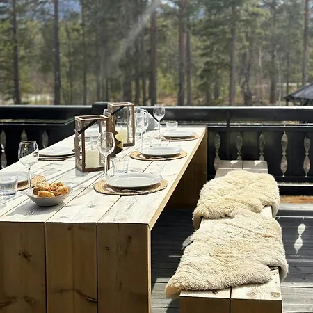 Ferienhaus Timber With Hot Tub By Tracks Bjorli
