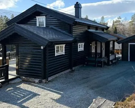 Timber With Hot Tub By Tracks * Bjorli
