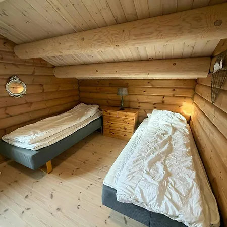 Nyaraló Timber With Hot Tub By Tracks